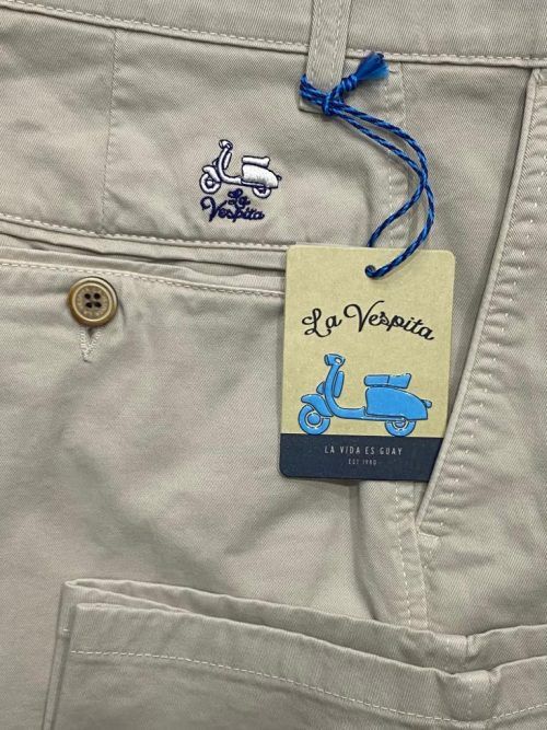 LA VESPITA BERMUDA HUESO 2