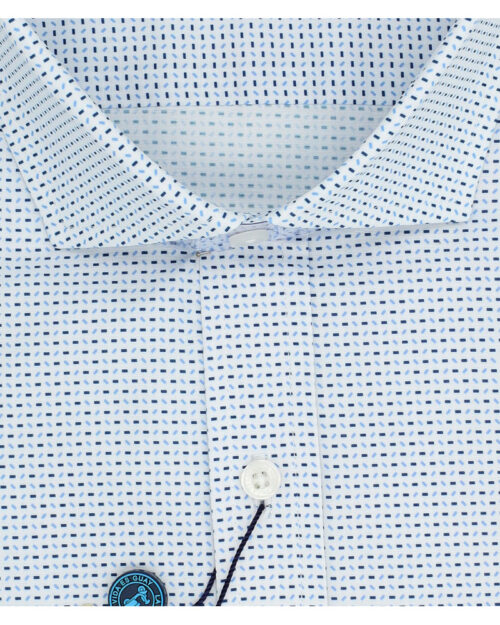 camisa la vespita serie 55994 microestampada algodon elastano patron semientallado color unico (1)